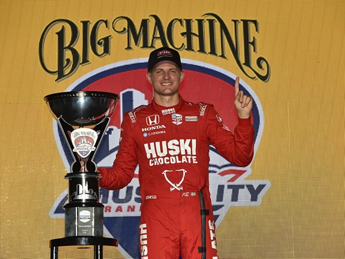 Marcus Ericsson celebrates winning in Nashville.